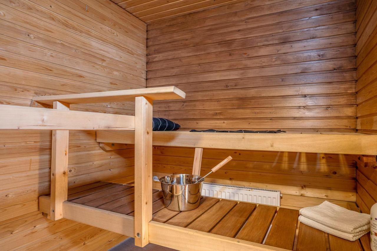 Apartment Sleepwell Sukkula With Private Sauna And Parking Åbo Eksteriør bilde